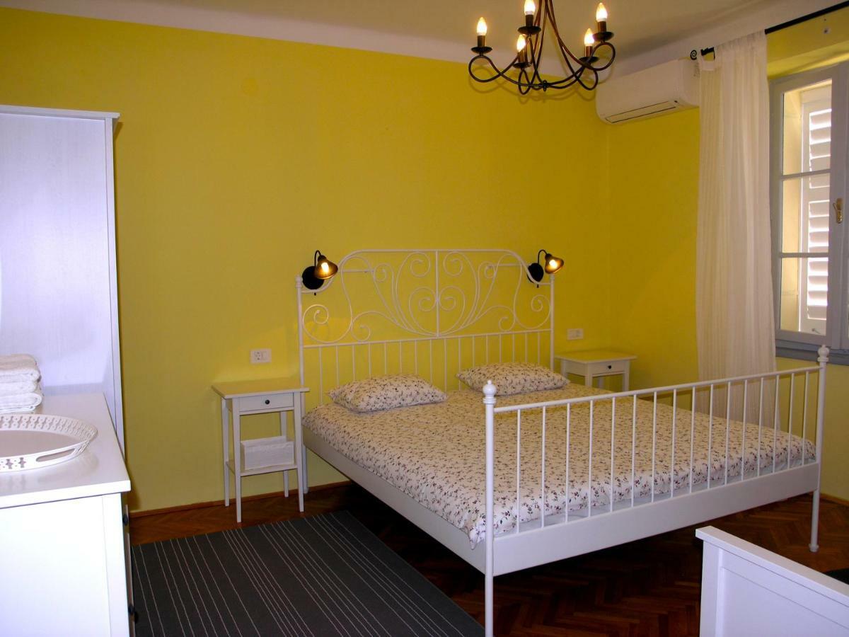 Holiday Home Lija Center Rab Town Dış mekan fotoğraf